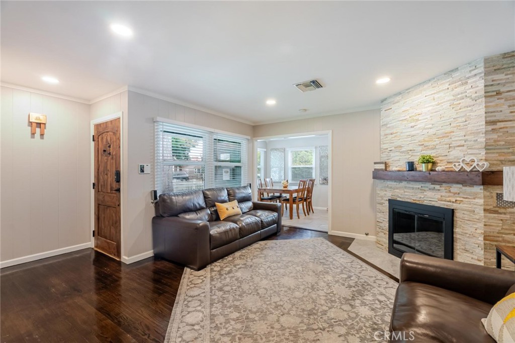 Custom Newhall 1 (CNEW1) - Residential