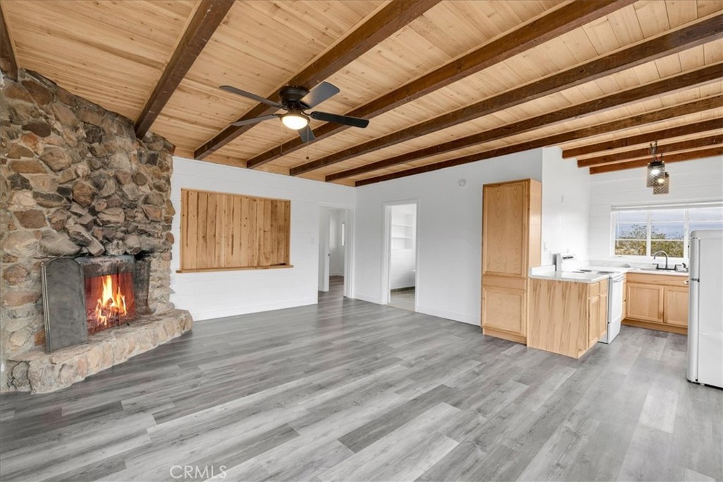 57726 Starlight Mesa Road