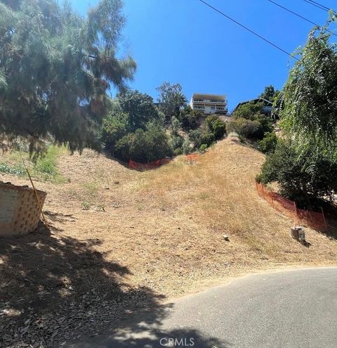 Photo of 0 Ensenada Drive, Woodland Hills, CA 91364 (MLS # SR26024159)
