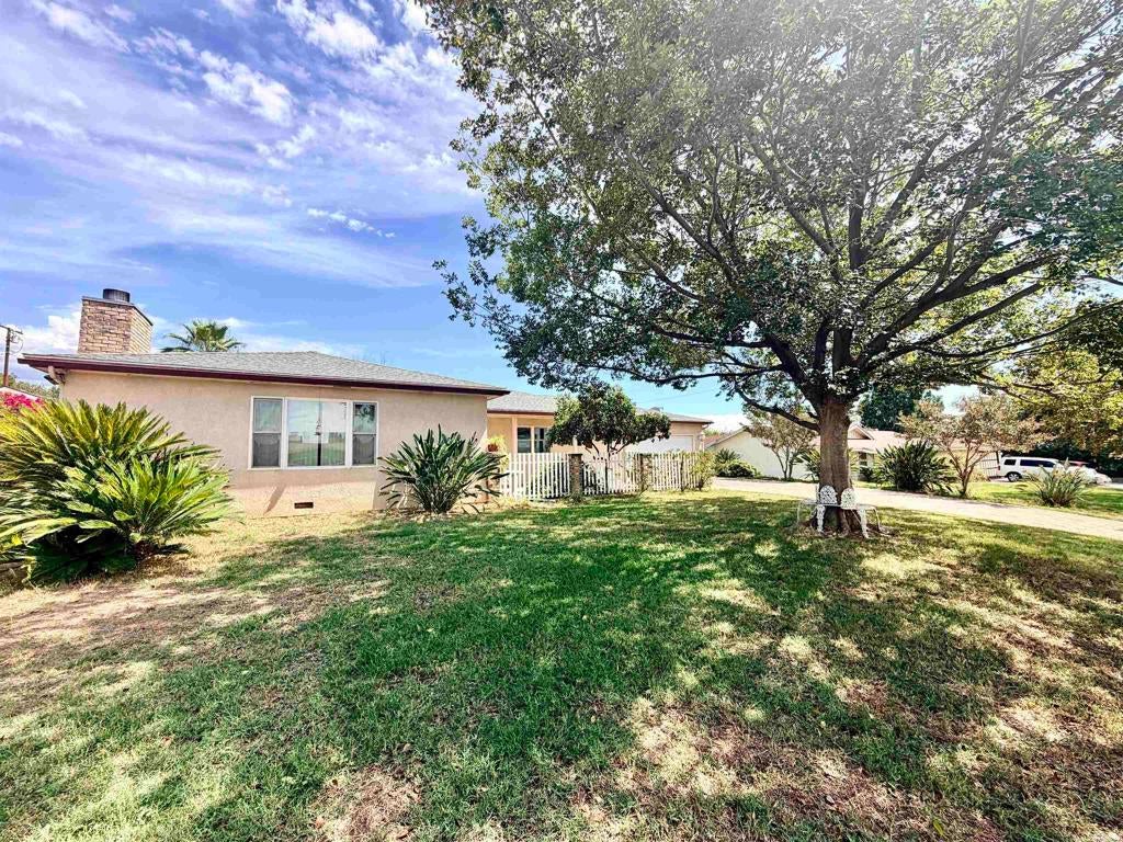 3685 La Hacienda Drive