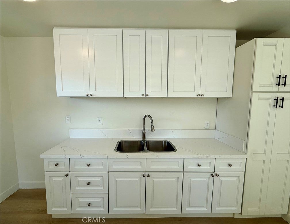 4950 E San Rafael