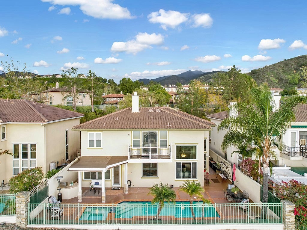 Properties 2 23 Golf Ridge
