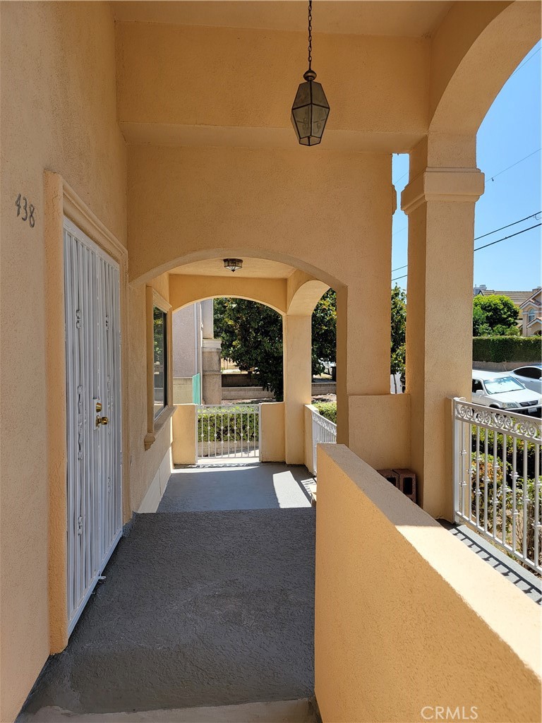 438 Sefton Avenue