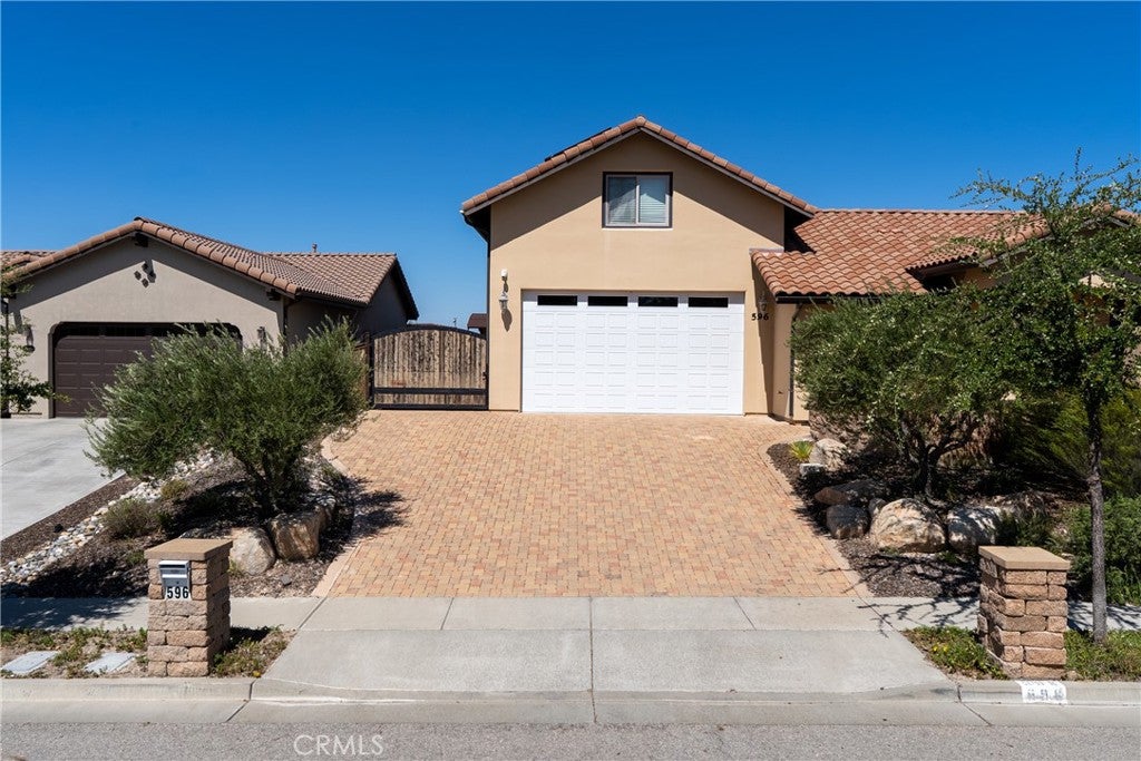 596 Red Cloud Road