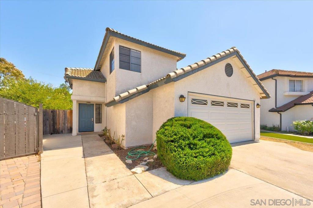 45282 Esplendor Ct