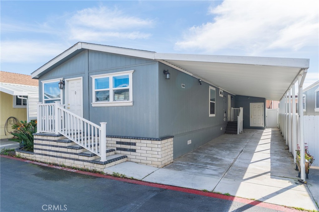 21851 Newland Street 214