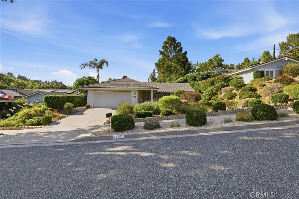 27383 Oak Summit RD
