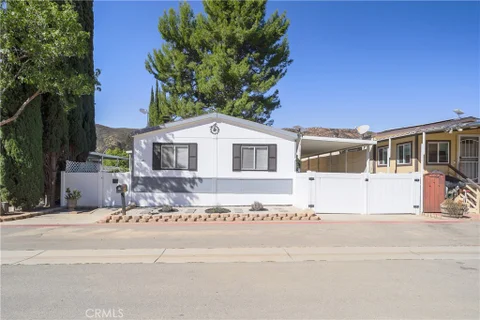 MLS: SR26218624