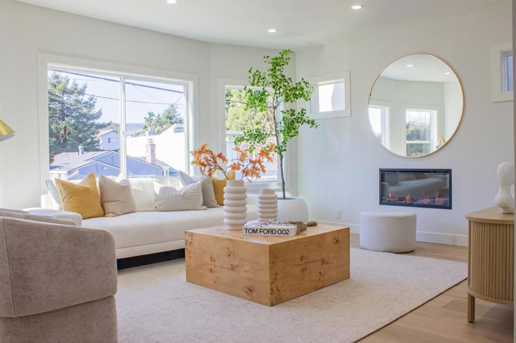 Photo of 124 Linden Avenue, San Bruno, CA 94066 (MLS # ML82031323)