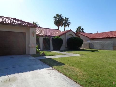 Photo of 30608 Avenida Maravilla, Cathedral City, CA 92234 (MLS # 219144097DA)