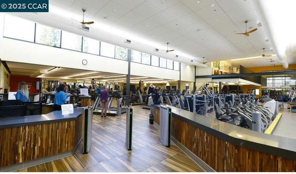 ROSSMOOR - Residential