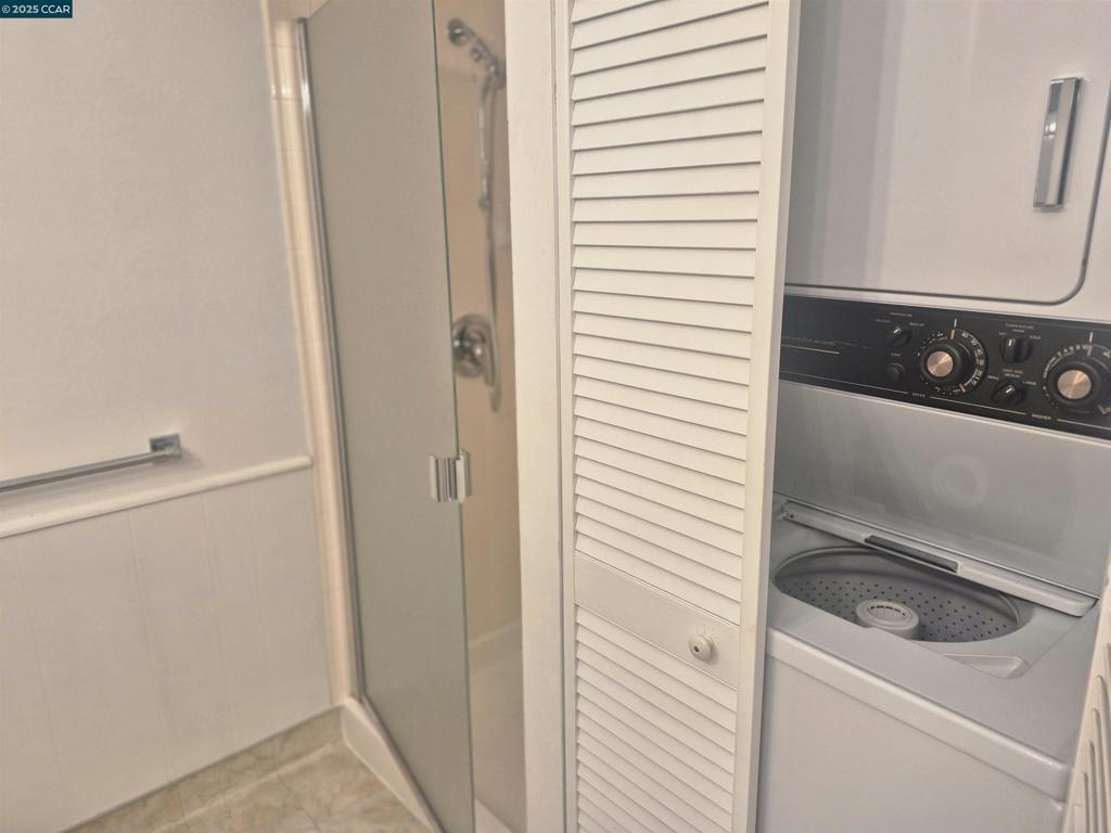 ROSSMOOR - Residential