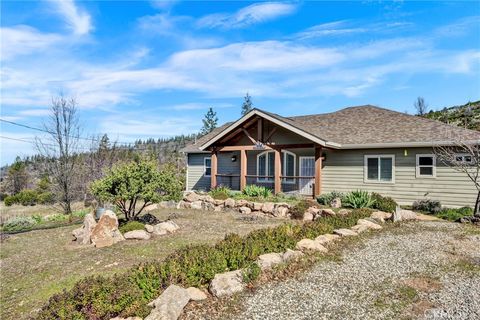 Photo of 15384 Summit Boulevard, Cobb, CA 95426 (MLS # LC26071863)