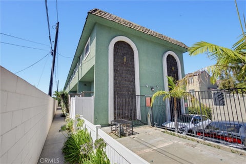 Photo of 9214 Palm Street, Bellflower, CA 90706 (MLS # SB26124502)