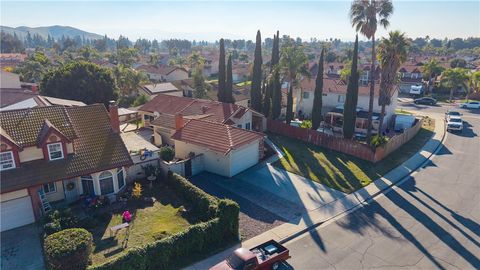 Photo of 14045 Parkwood Dr, Fontana, CA 92337 (MLS # CV25251963)