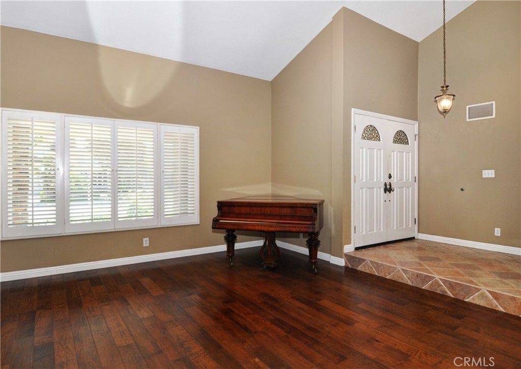 Photo of 18321 Fieldbury Lane, Huntington Beach, CA 92648 (MLS # OC25225101)