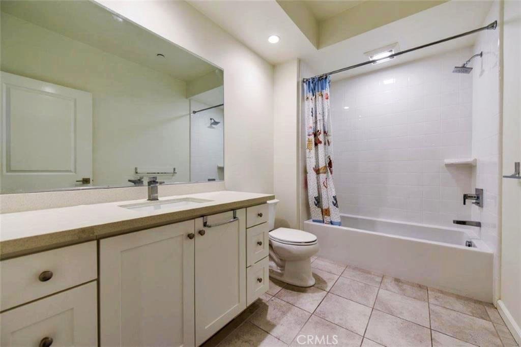 Avalon (EVAVL) - Residential Lease