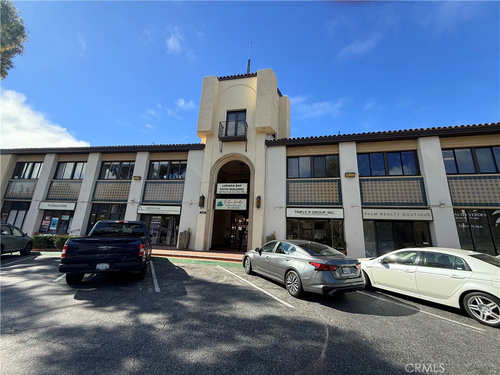 2325 Palos Verdes Drive West