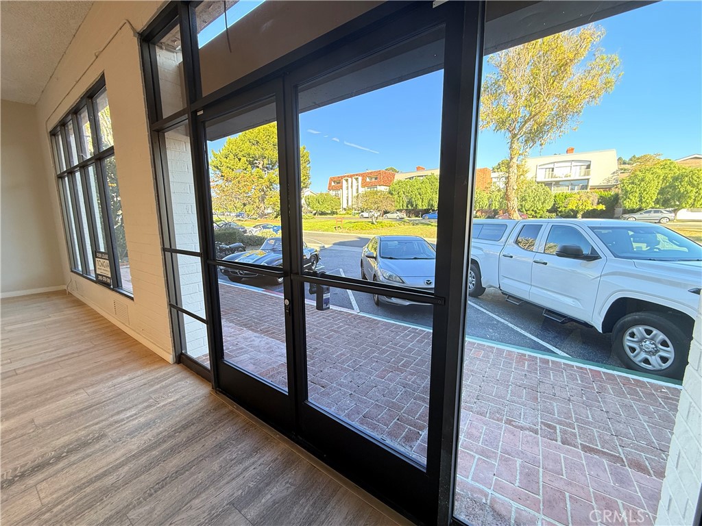 2325 Palos Verdes Drive West