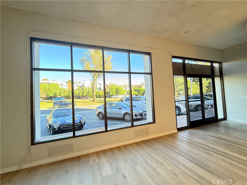 2325 Palos Verdes Drive West