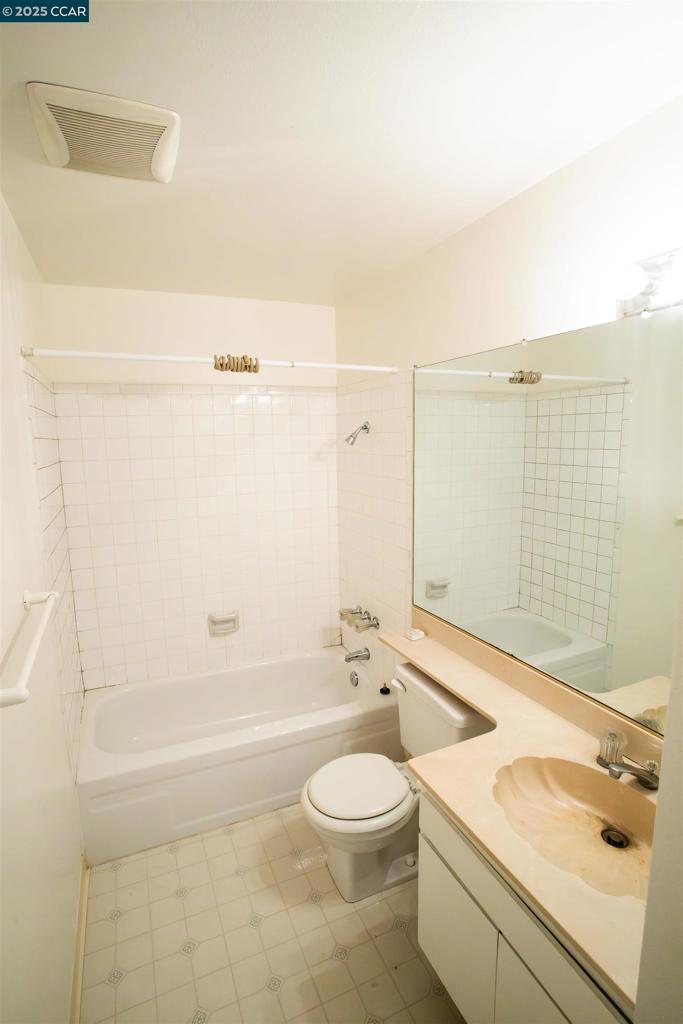 GREENBROOK TNHMS - Residential