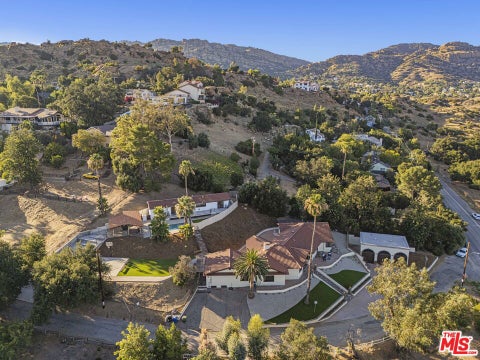 Tiny photo for 23911 Homezell Drive, West Hills, CA 91304 (MLS # 26852143)