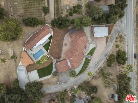 Tiny photo for 23911 Homezell Drive, West Hills, CA 91304 (MLS # 26852143)