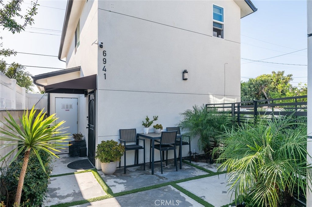 6943 Goodland Avenue