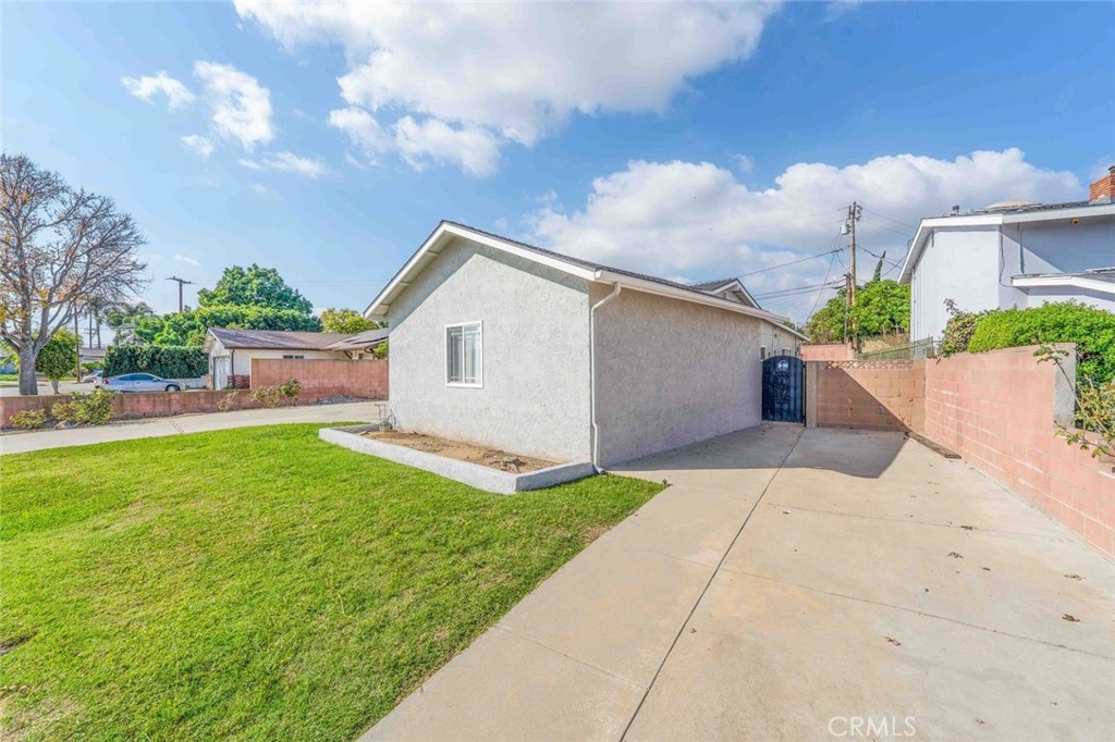 713 N Orcutt