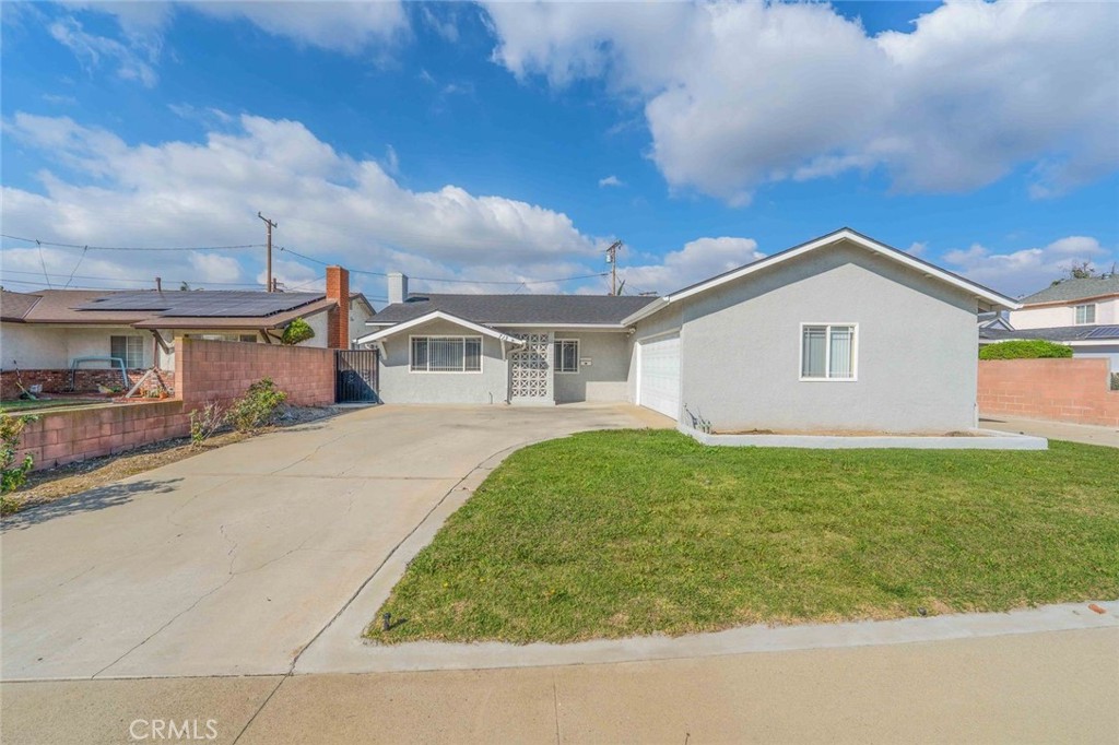 713 N Orcutt