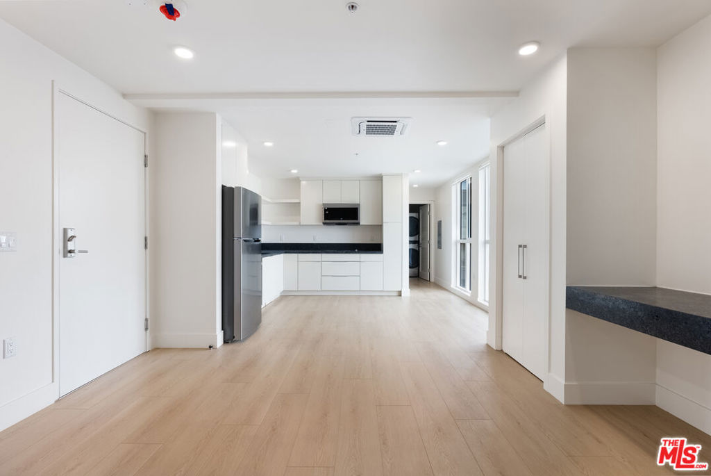 8561 Belmont Street 3