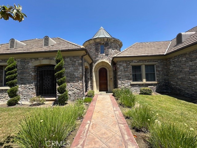25351 MUSTANG Drive