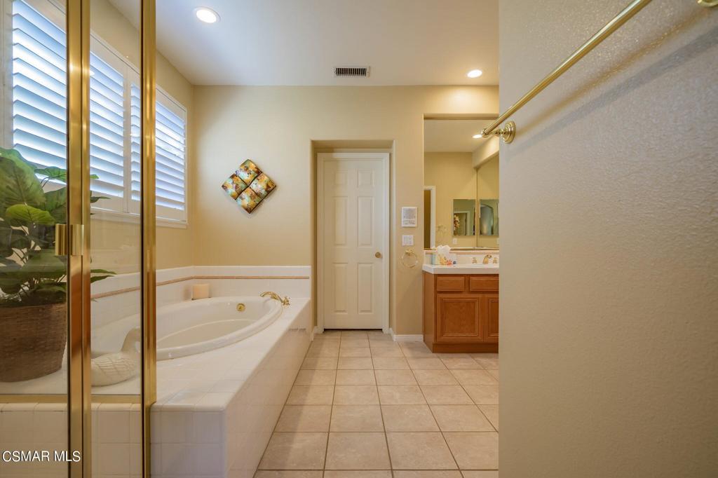 Sycamore Creeks-368 - 1003902 - Residential