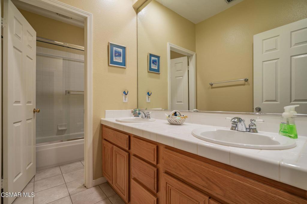 Sycamore Creeks-368 - 1003902 - Residential