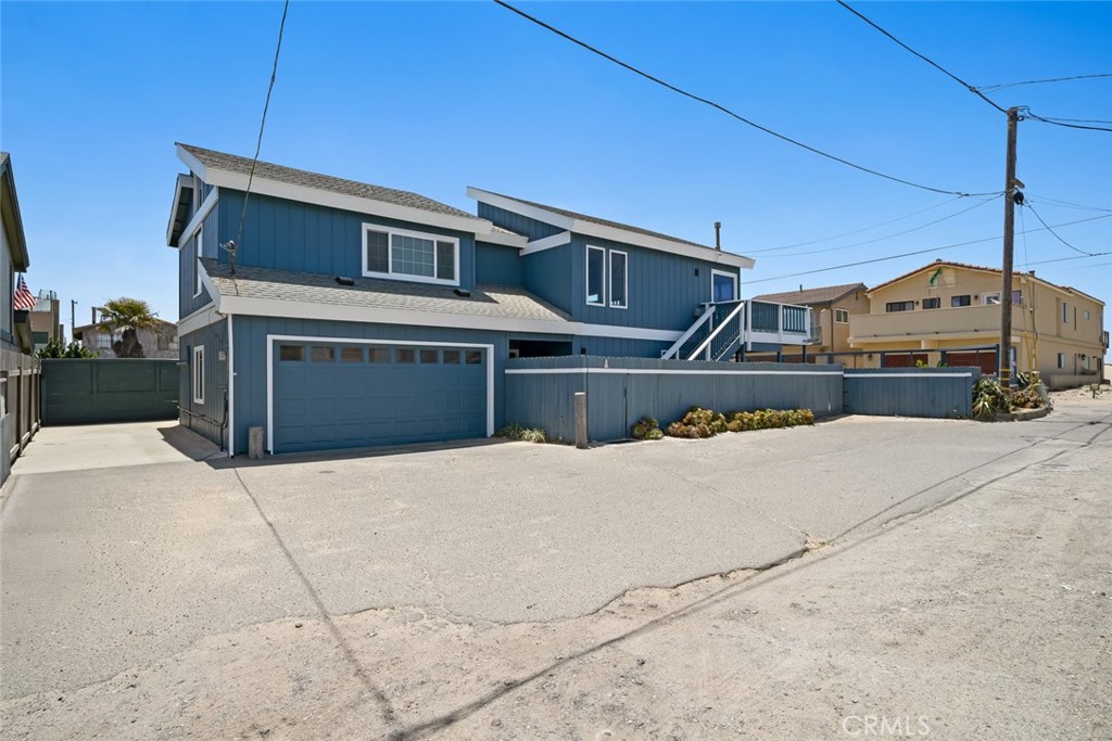 1565 Strand Way