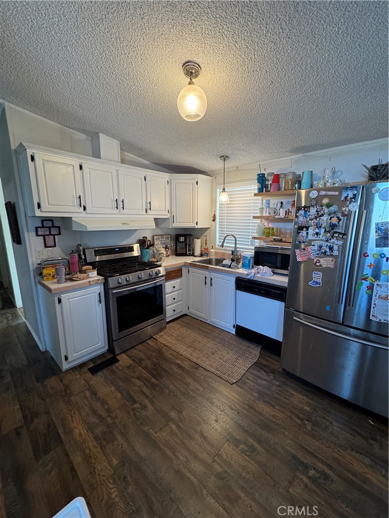 5001 W Florida 104