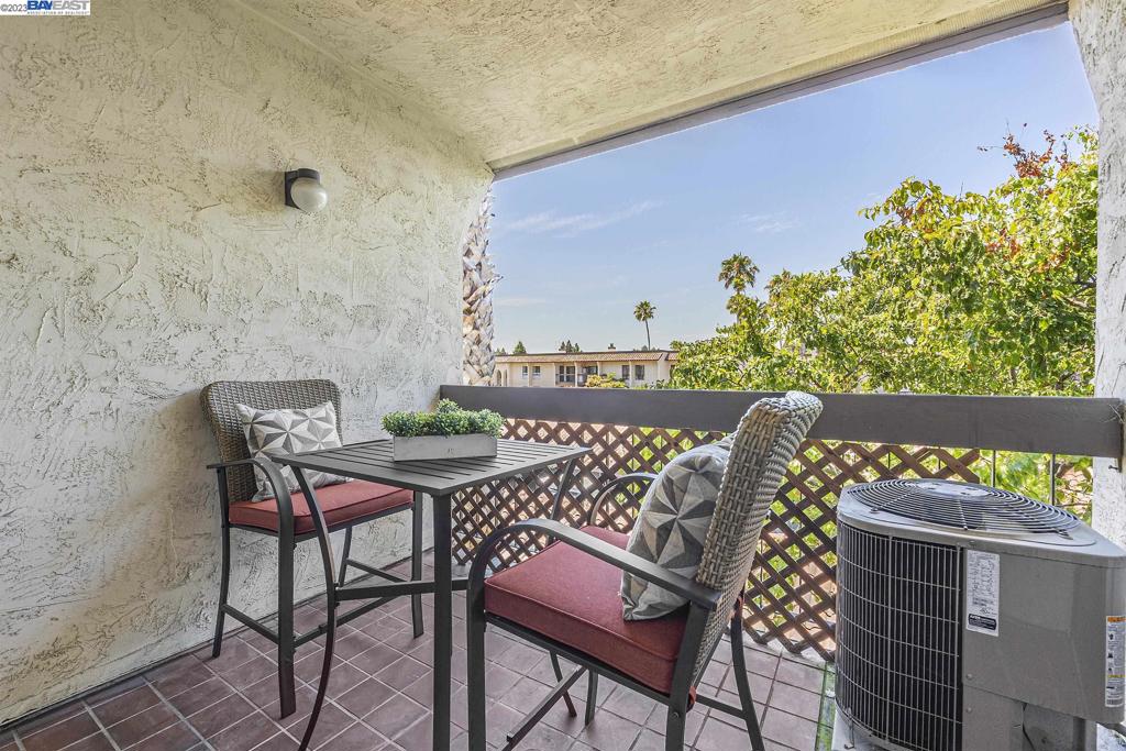 CENTRAL NEWARK - Residential