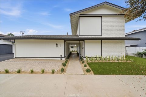 Photo of 1172 N Shattuck St #B, Orange, CA 92867 (MLS # PW26007484)