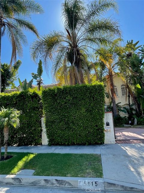 Photo of 5115 Collett Avenue, Encino, CA 91436 (MLS # PW25169859)