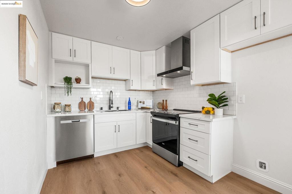 DAVIS WEST - Residential