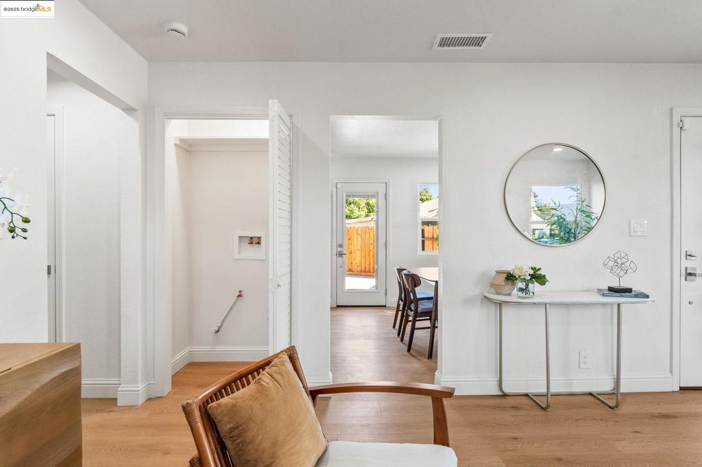 DAVIS WEST - Residential
