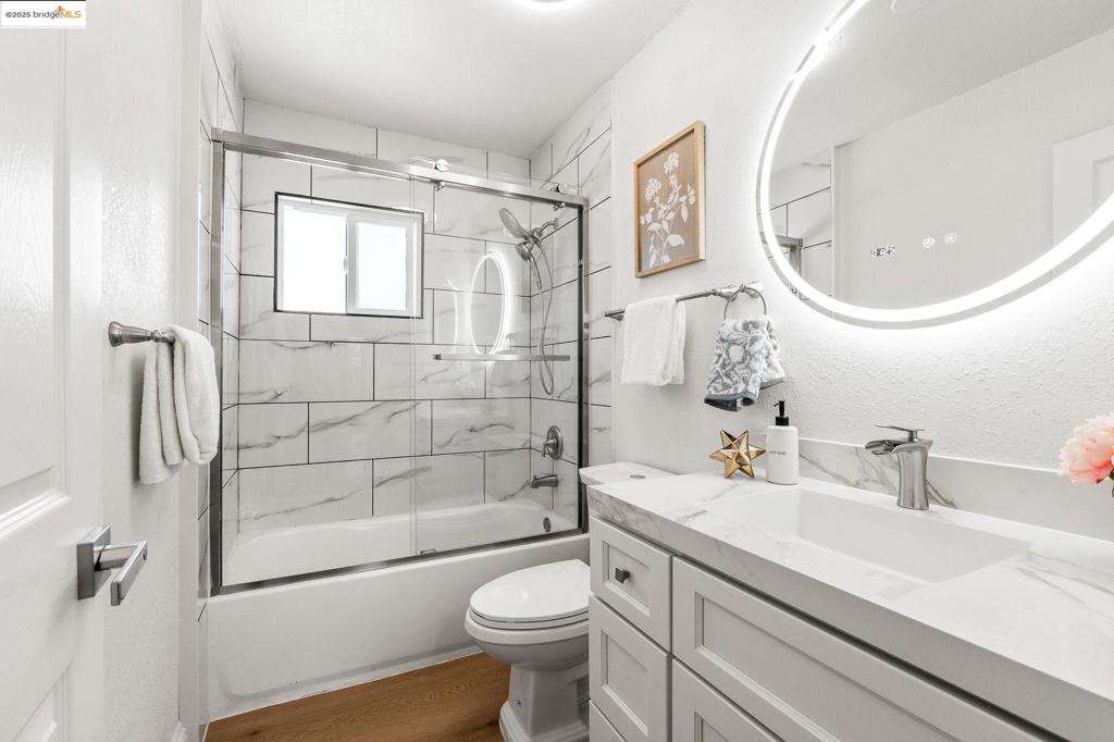 DAVIS WEST - Residential