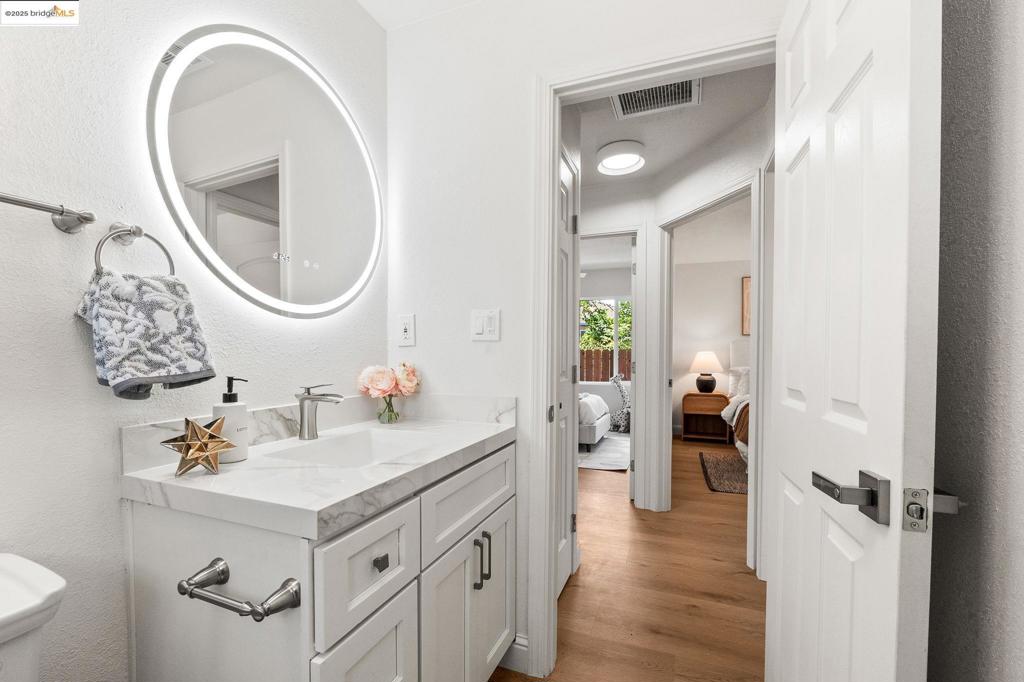 DAVIS WEST - Residential
