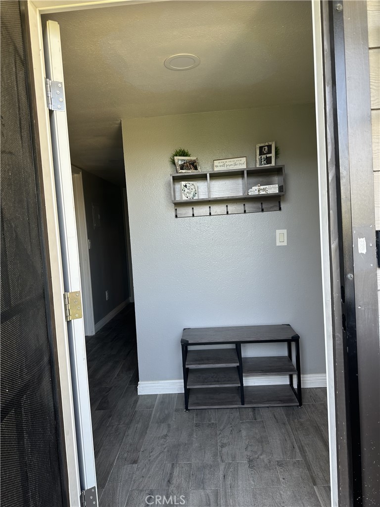 1135 Rosecrans