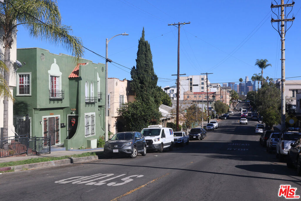 2945 W 11th Street