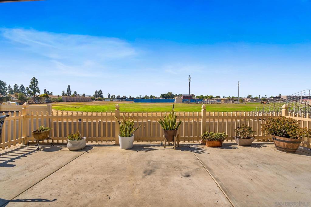 San Ysidro - Residential