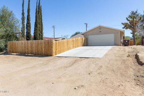 Photo of 61681 Palm Vista Drive, Joshua Tree, CA 92252 (MLS # V1-34710)