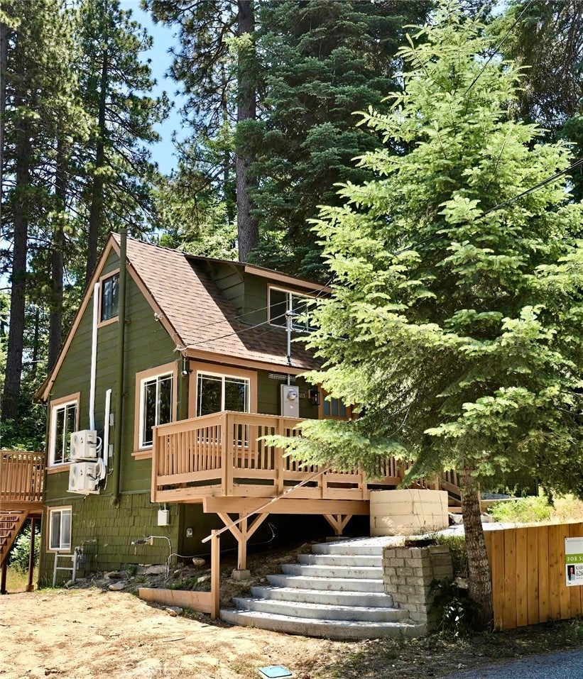 585 Arrowhead Villa Road