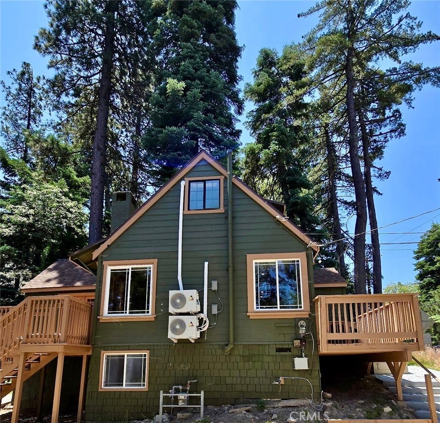 585 Arrowhead Villa Road