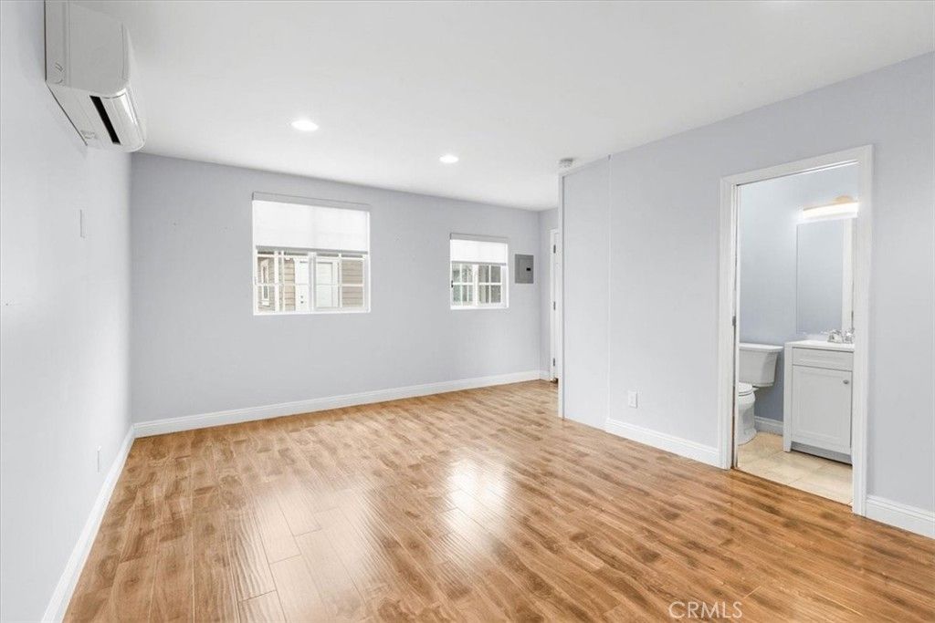 listing image 130725008904078616262
